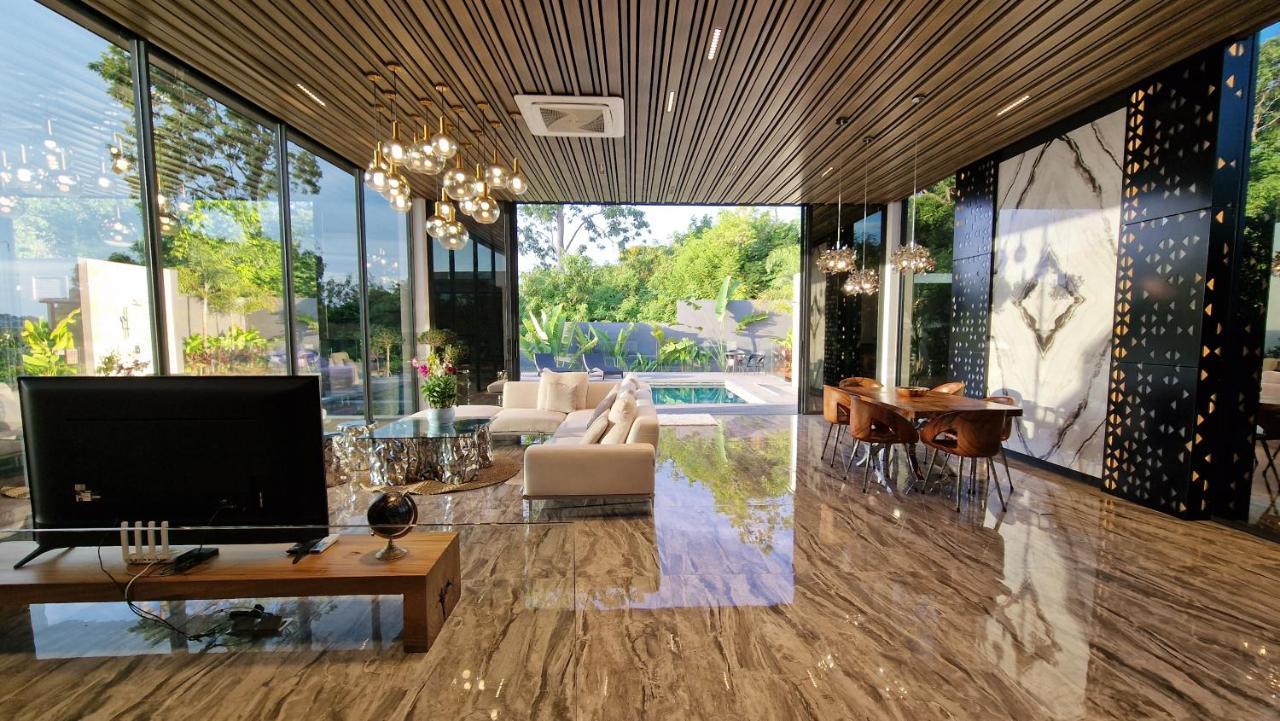 Villa Obsidian, With Staff, Sea View And Walk To Choeng Mon Beach Zewnętrze zdjęcie
